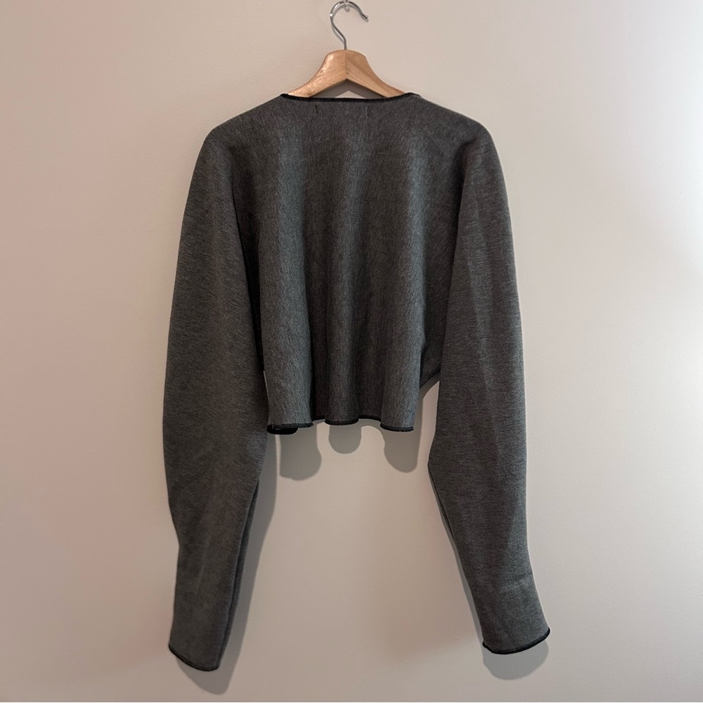 Sammy B Cropped Long Sleeve Gray Blouse Size Medium Art To Wear Oversized - Picture 6 of 7
